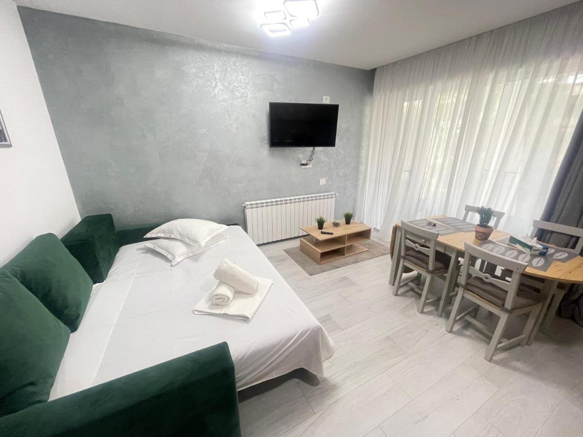Velier Holiday Apartments 马马亚 外观 照片